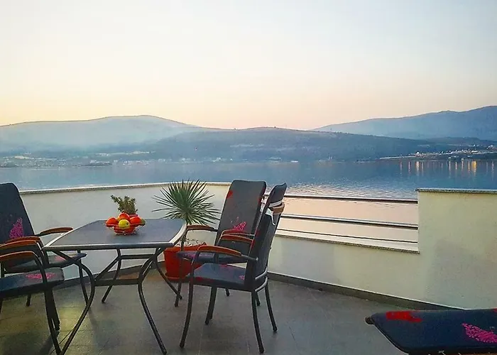 Apartmán Luxury Malea With Jacuzzi And Sauna, By The Sea *