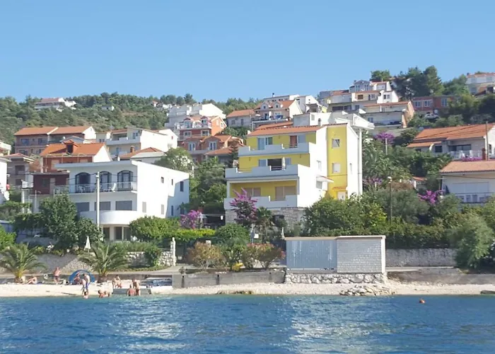 Lejlighed Luxury Malea With Jacuzzi And Sauna, By The Sea