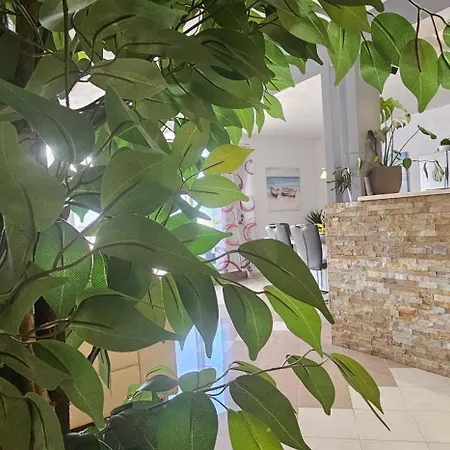 Lejlighed Luxury Malea With Jacuzzi And Sauna, By The Sea